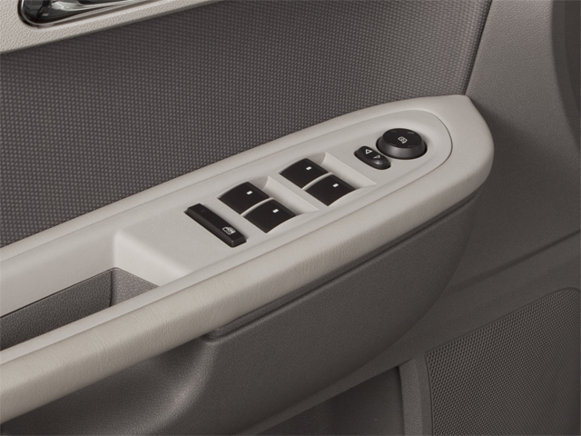 2011 Chevrolet Traverse LS