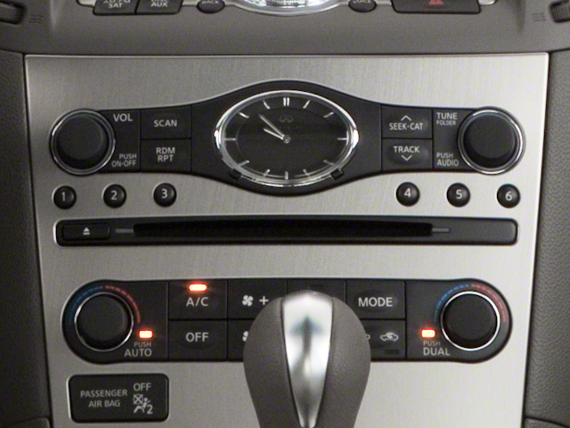 2012 INFINITI G25 Sedan x