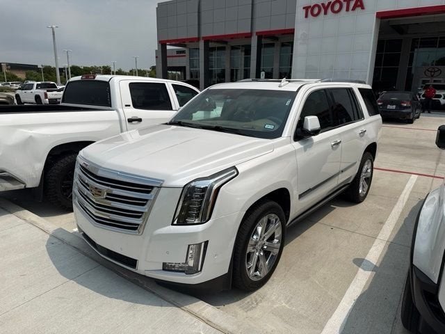 2020 Cadillac Escalade Platinum Edition