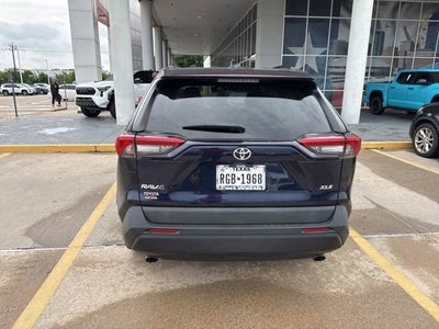 2021 Toyota RAV4 XLE Premium