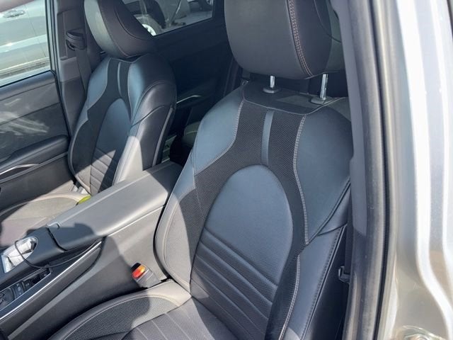 2019 Toyota Avalon Touring