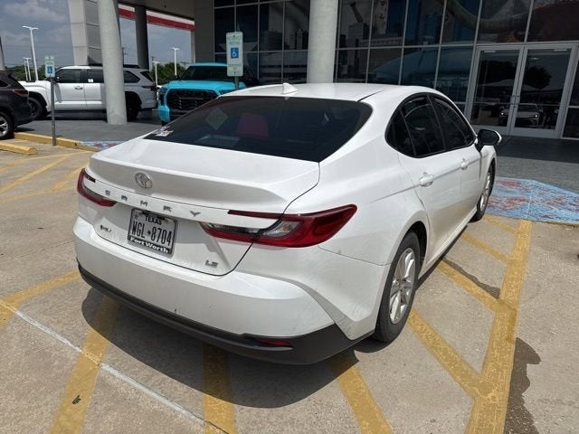 2025 Toyota Camry LE