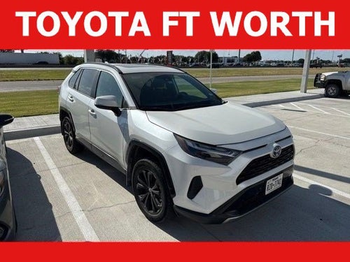 2022 Toyota RAV4 SE