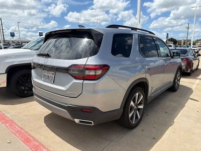 2024 Honda Pilot Touring