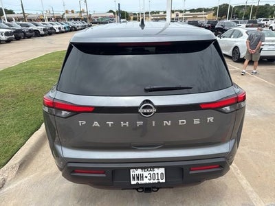 2025 Nissan Pathfinder S