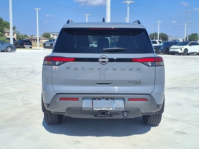 2026 Nissan Pathfinder Platinum