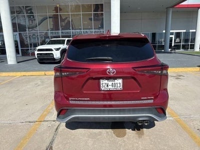 2023 Toyota Highlander XSE