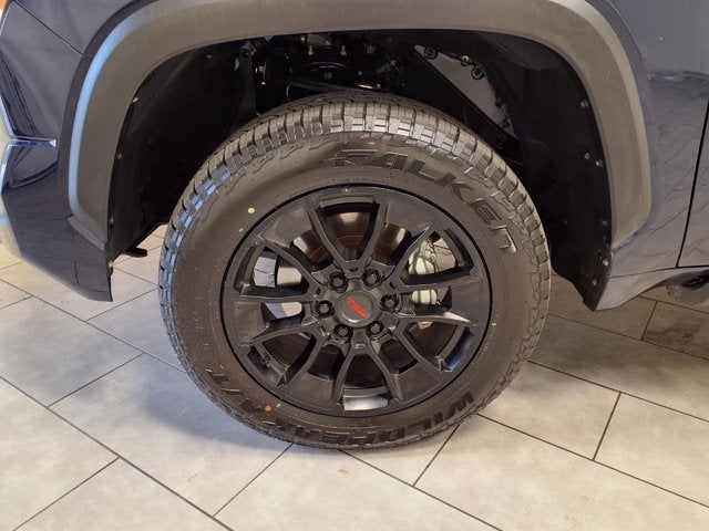 2023 Toyota Tundra 4WD SR5