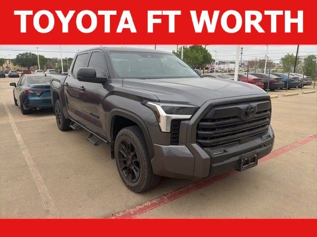 2024 Toyota Tundra 4WD SR5