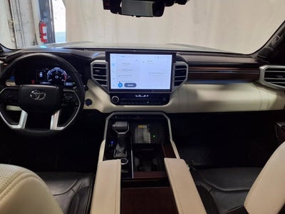 2024 Toyota Sequoia SR5