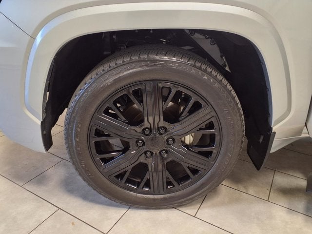 2024 Toyota Sequoia SR5