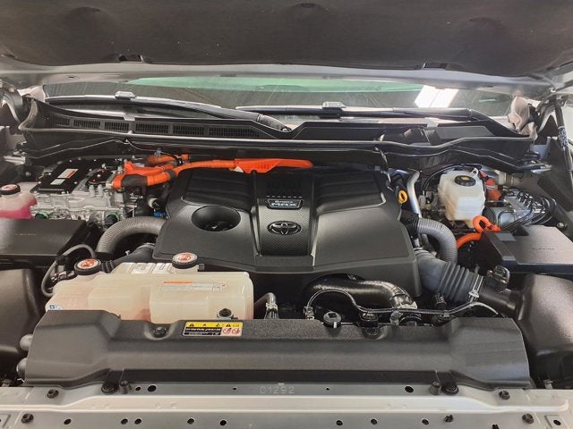 2024 Toyota Sequoia SR5