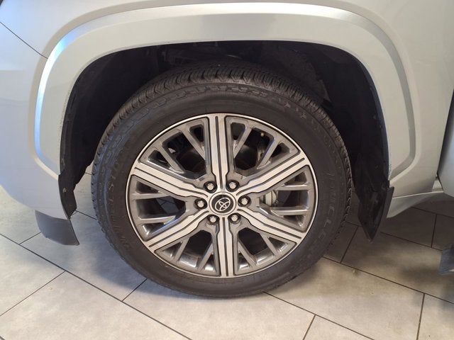 2024 Toyota Sequoia SR5