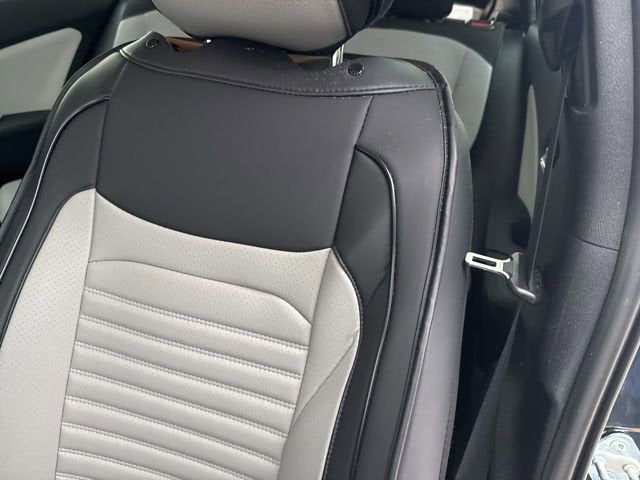 2020 Toyota Prius LE