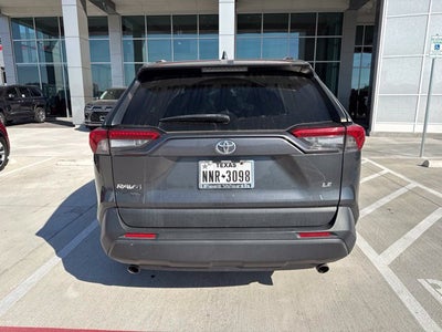 2019 Toyota RAV4 LE