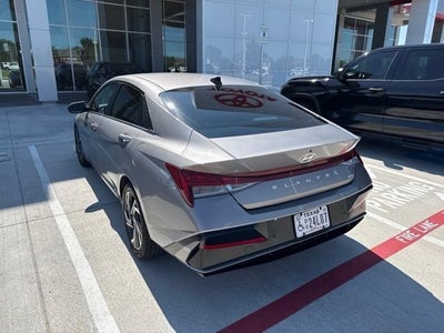 2024 Hyundai Elantra Hybrid Limited