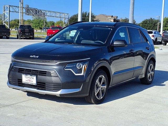 2025 Kia Niro LX