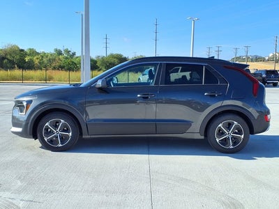 2025 Kia Niro LX