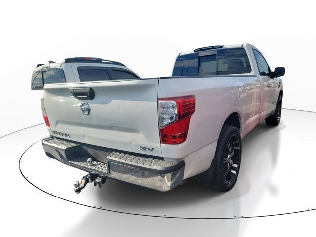 2017 Nissan Titan SV