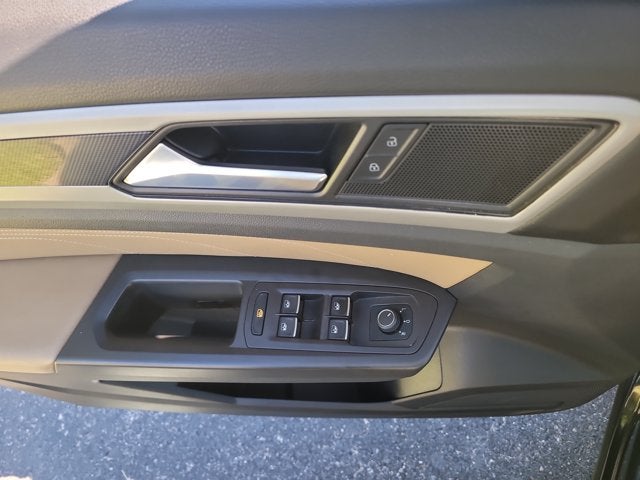 2022 Volkswagen Atlas Cross Sport 2.0T SE