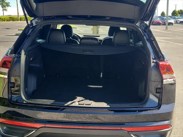 2022 Volkswagen Atlas Cross Sport 2.0T SE