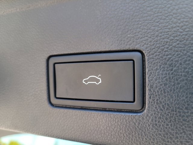 2024 Volkswagen Atlas Cross Sport 2.0T SE with Technology