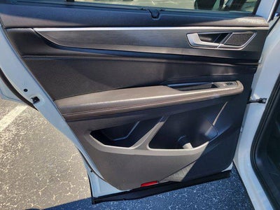 2024 Volkswagen Atlas Cross Sport 2.0T SE with Technology