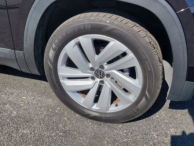 2023 Volkswagen Atlas Cross Sport 3.6L V6 SE with Technology
