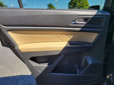 2023 Volkswagen Atlas Cross Sport 3.6L V6 SE with Technology