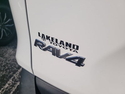 2022 Toyota RAV4 XLE
