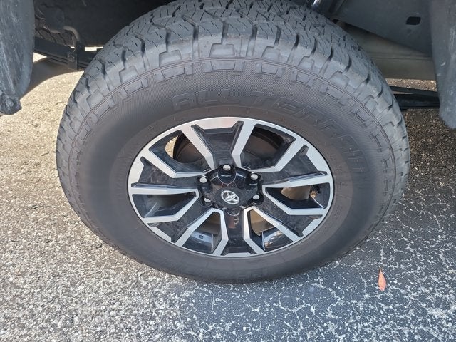 2021 Toyota Tacoma 2WD SR5
