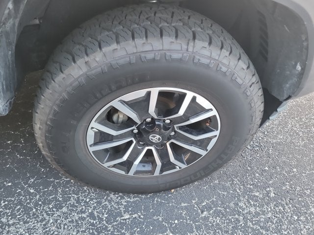 2021 Toyota Tacoma 2WD SR5