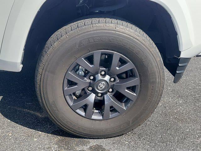 2023 Toyota TACOMA SR5 SR5