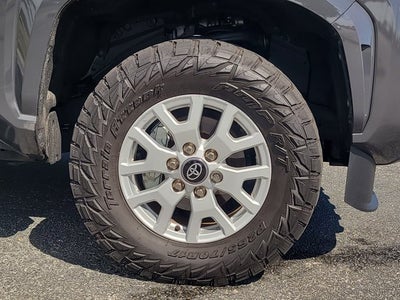 2025 Toyota Tacoma SR5