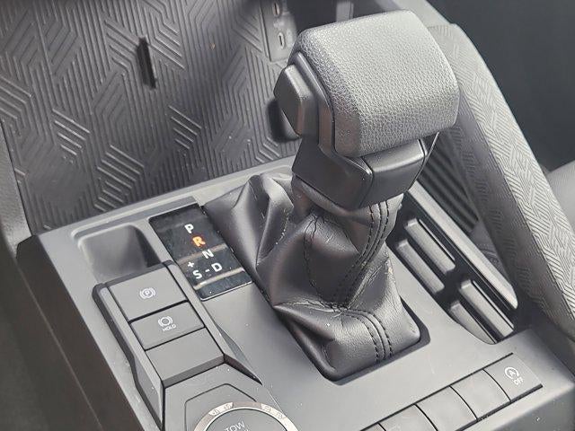 2024 Toyota TACOMA SR5 SR5