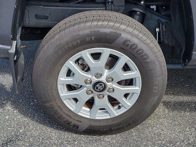 2025 Toyota TACOMA SR5 SR5