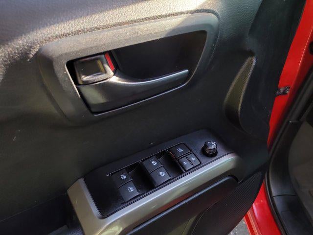 2023 Toyota TACOMA SR5 SR5