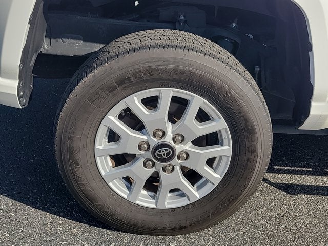 2024 Toyota TACOMA SR5 SR5