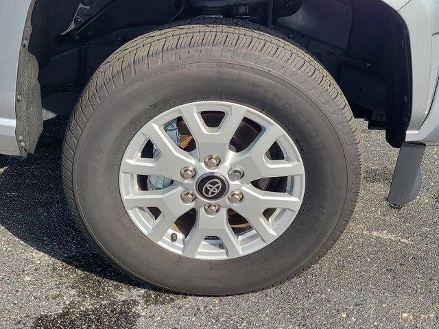 2025 Toyota TACOMA SR5 SR5