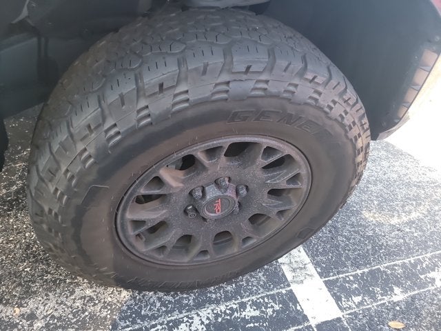 2025 Toyota Tacoma 4WD SR5