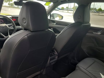 2025 Volkswagen Tiguan SE R-Line Black