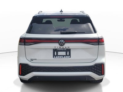 2025 Volkswagen Tiguan SE R-Line Black