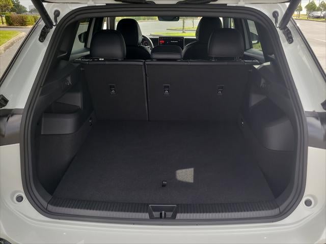 2025 Volkswagen Tiguan SE R-Line Black