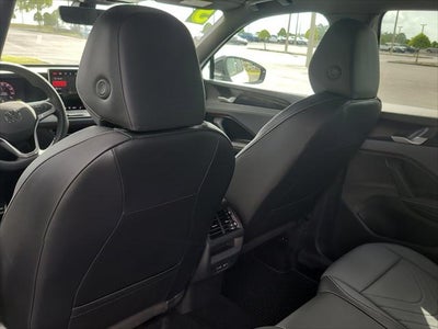 2025 Volkswagen Tiguan SE R-Line Black