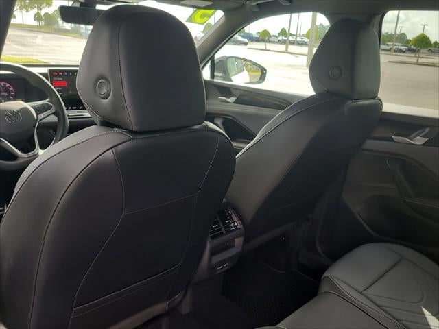 2025 Volkswagen Tiguan SE R-Line Black