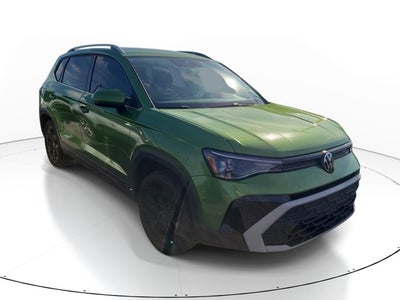 2025 Volkswagen Taos SE