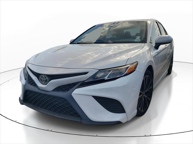 2018 Toyota Camry SE