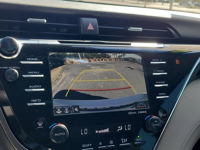 2018 Toyota Camry Hybrid LE