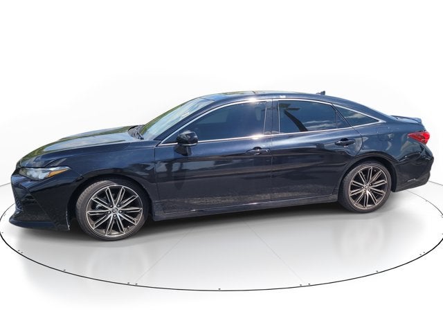 2019 Toyota Avalon XLE