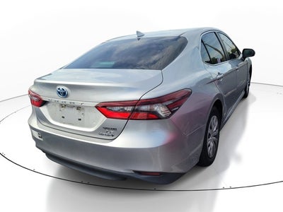 2022 Toyota Camry Hybrid LE